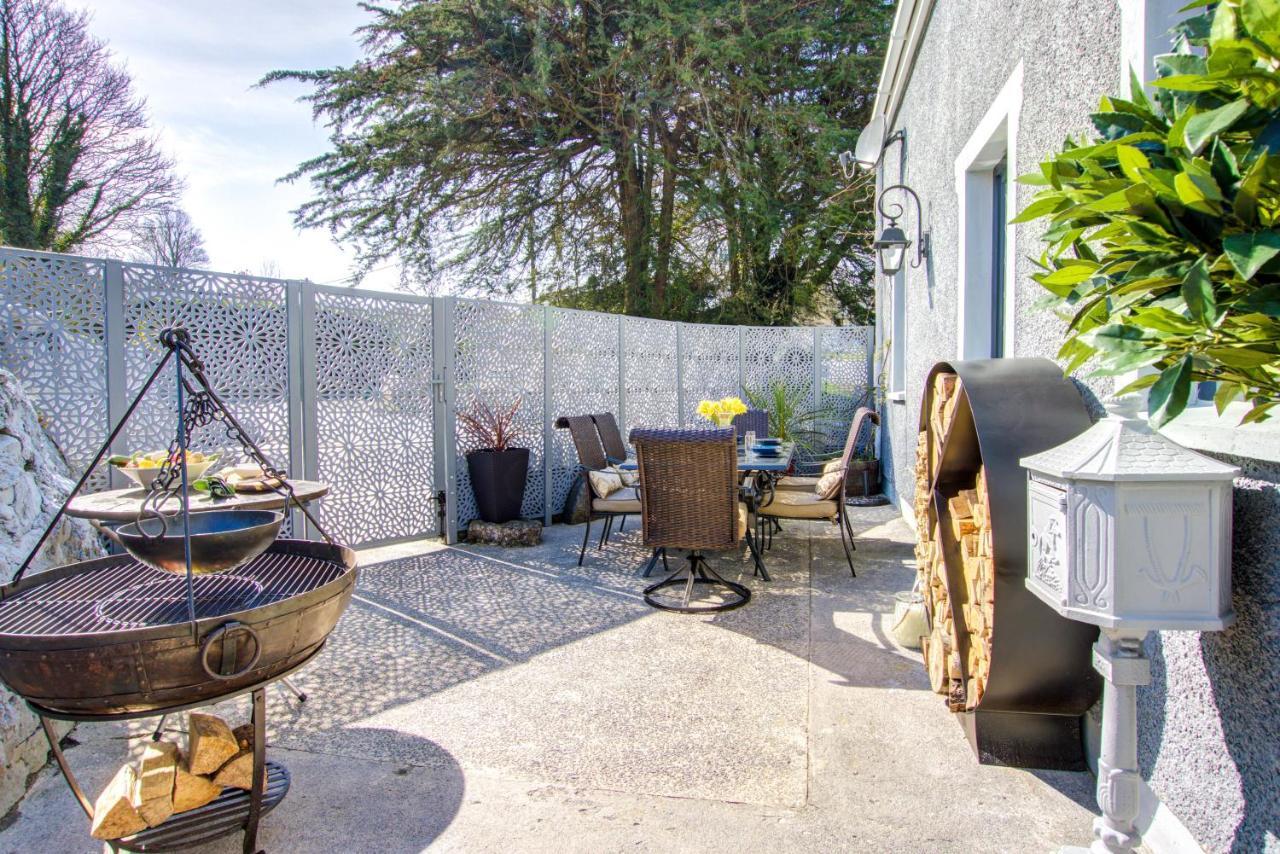 Unique The Old Stables Pembrokeshire Sleeps 8 - Welsh Tourist Board Award 5 Stars *