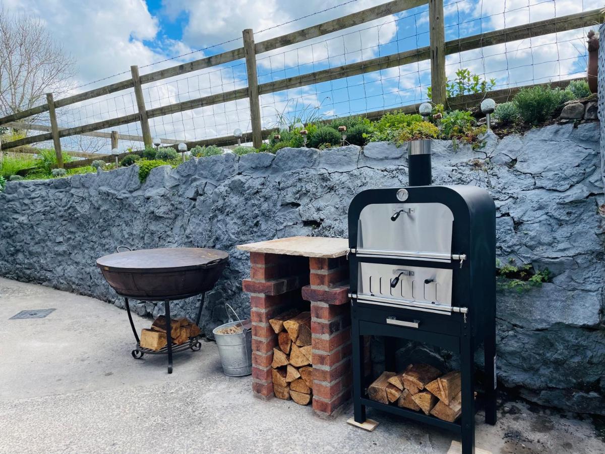 Unique The Old Stables Pembrokeshire Sleeps 8 - Welsh Tourist Board Award 5 Stars