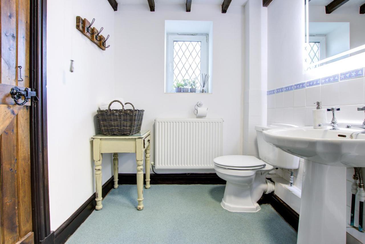 Unique The Old Stables Pembrokeshire Sleeps 8 - Welsh Tourist Board Award 5 Stars Pembroke