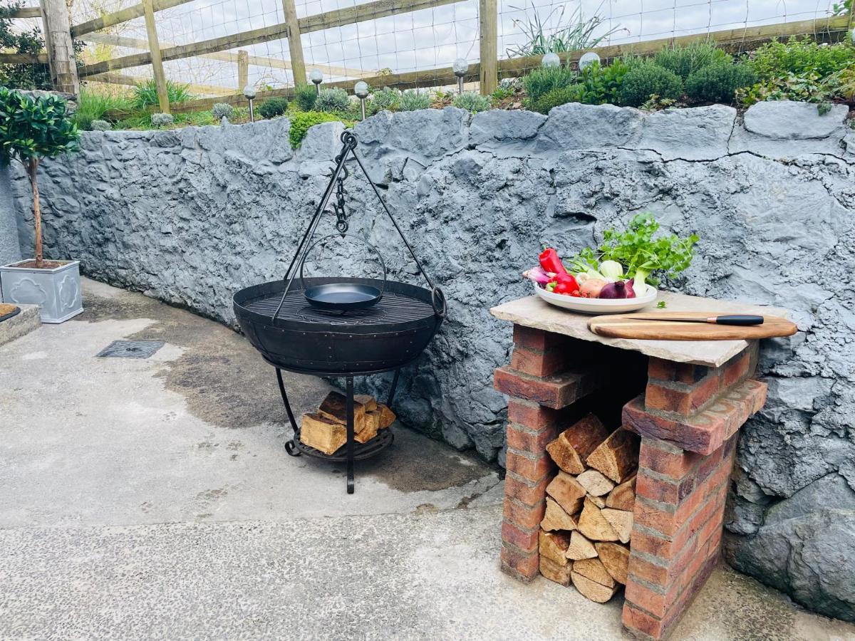 Unique The Old Stables Pembrokeshire Sleeps 8 - Welsh Tourist Board Award 5 Stars Holiday home *